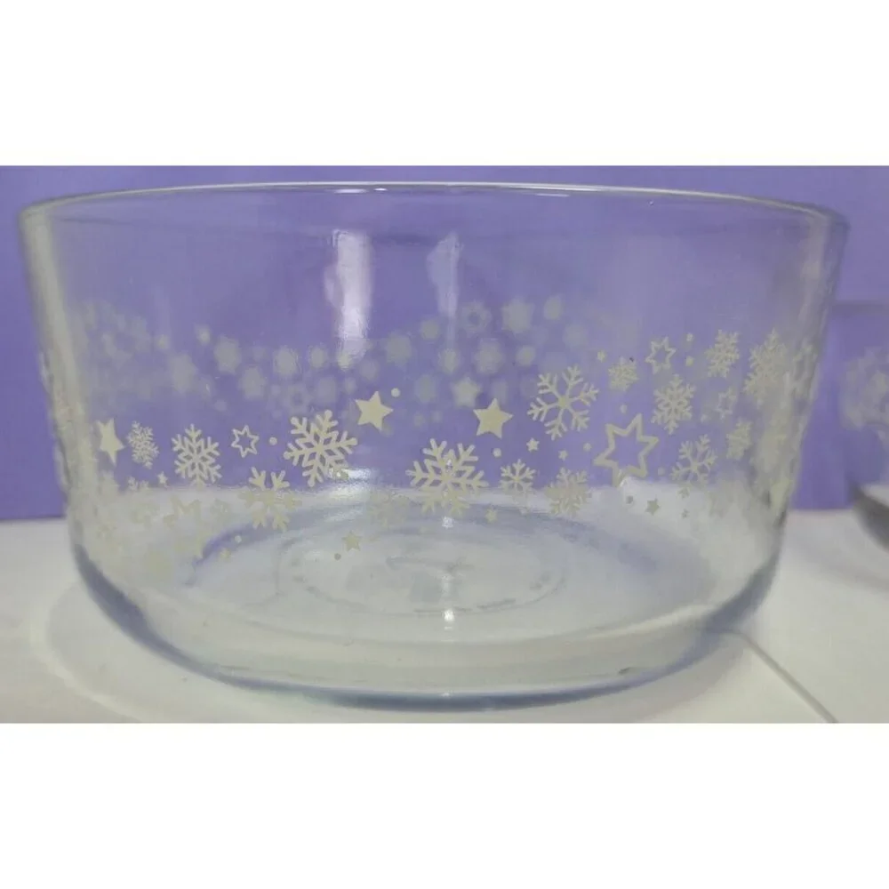 Anchor Hocking bowls are